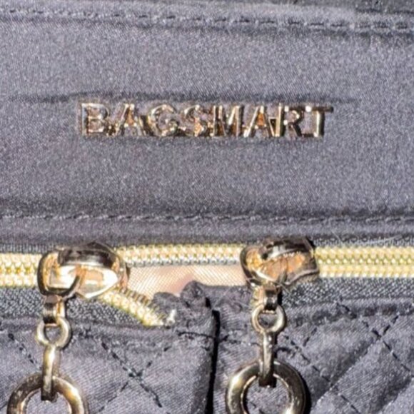 Bagsmart Quilted Laptop Bag 15" Black Nylon & Polyester Adjustable Strap - Picture 2 of 8